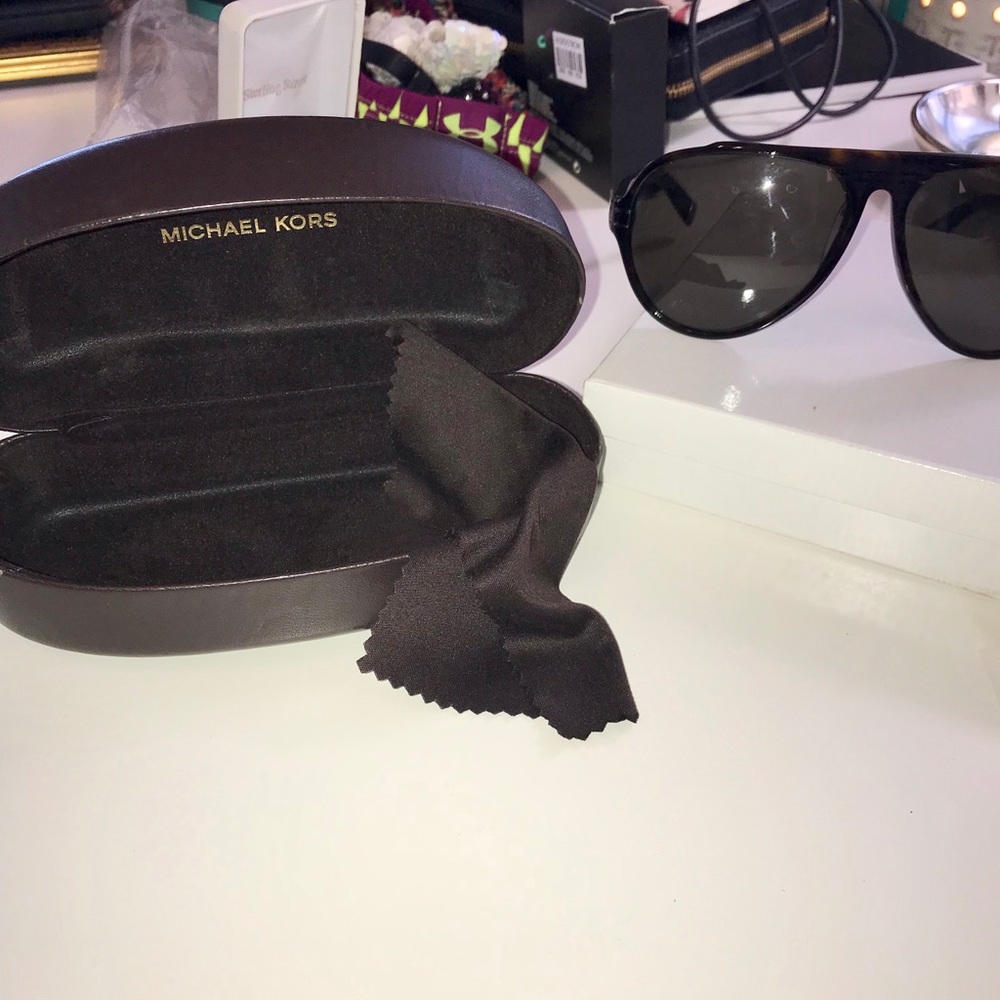 Women’s Oversized Michael Kors Aviator Sunglasses